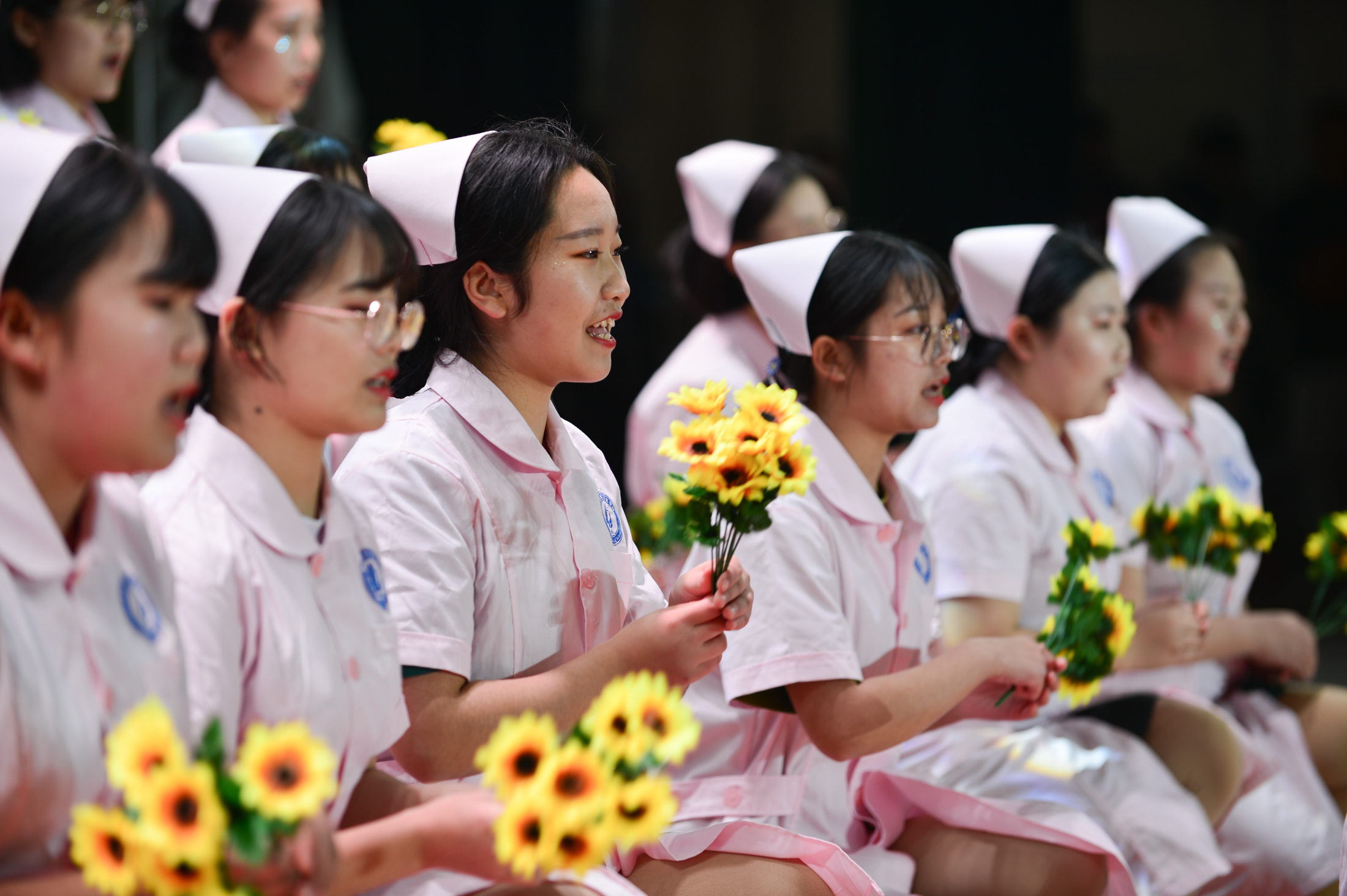 “壯麗70年 奮進(jìn)新時代” 我校隆重舉行慶祝新中國成立70周年 暨2020元旦迎新文藝演出